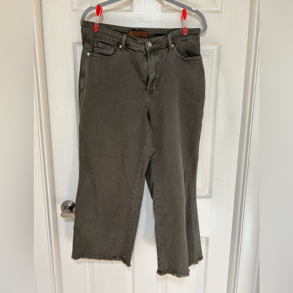 Judy Blue grey distressed jeans 16W